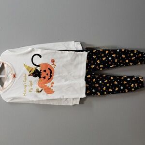 Spooky Night NWT 2-piece Halloween Pajama Set